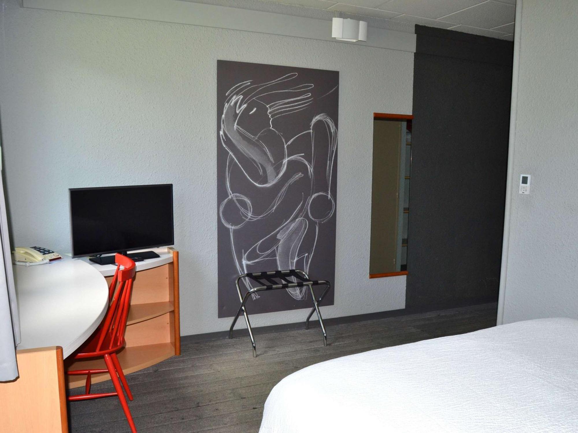 Ibis Egletons Hotel Exterior foto